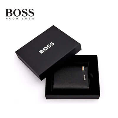 Hugo Boss Folding Card Holder Iconic Black in a luxurious box. Perfect for corporate gifts.