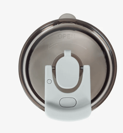 Montigo Solo Travel Mug 890ml lid with dual-function opening for sipping and straw. Ideal corporate gift.