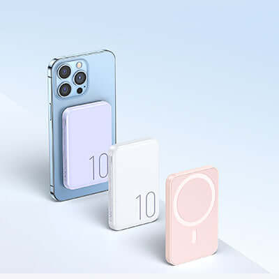 Remax RPP-65 Magsafe Magnetic Powerbank 10000mA alongside compatible devices for fast charging on-the-go.