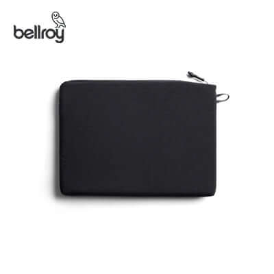 Bellroy Lite Laptop Sleeve 16" in black, perfect for protecting laptops and ideal as a corporate gift.