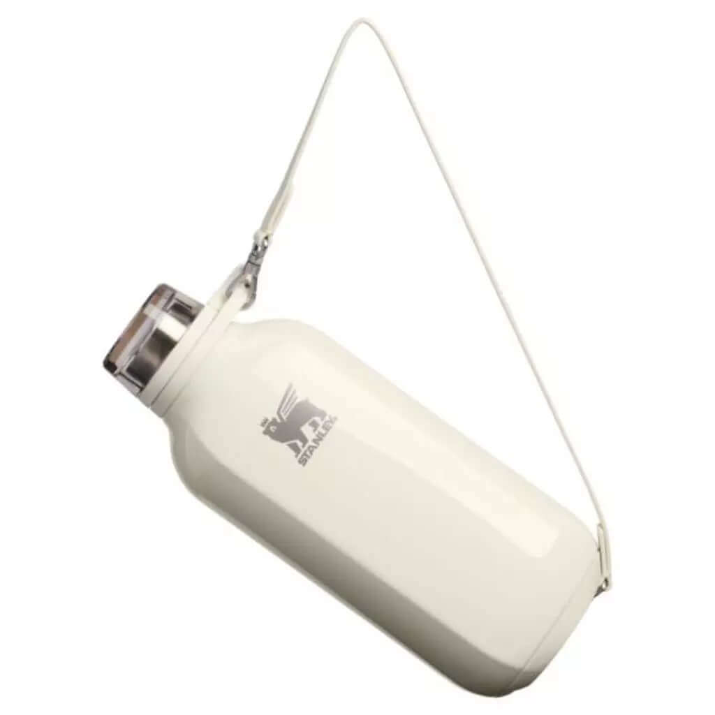 STANLEY The Clutch Water Bottle with a strap, stylish and functional, perfect for hydration on the go.