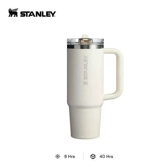 STANLEY The 30oz Quencher ProTour Flip Straw Tumbler (0.88L) in white color with flip straw lid.