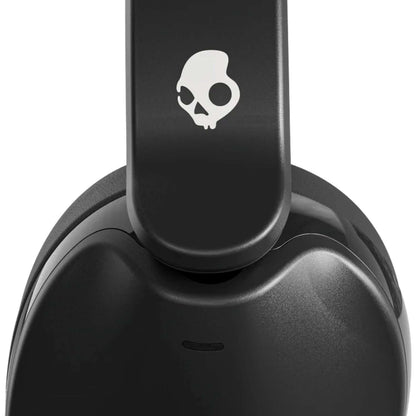 Skullcandy Hesh 360 Headphones logo close-up showcasing its unique design and branding.
