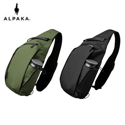 ALPAKA Metro Crossbody Right Shoulder in green and black colors, ideal as a trendy corporate gift.