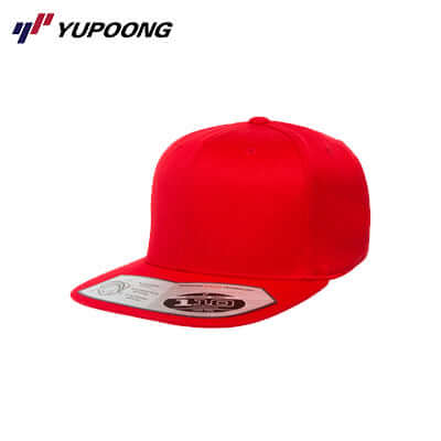Yupoong 110F ONE TEN Snapback in vibrant red color, perfect for corporate gift and stylish accessories.