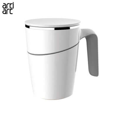 artiart Grace Spill Free Suction Mug with a sleek design and lid, perfect for preventing spills.