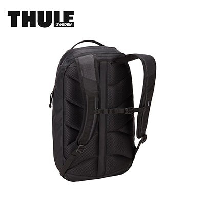 Thule EnRoute3.0 Backpack 23L side view showcasing adjustable straps and padded back for comfort.
