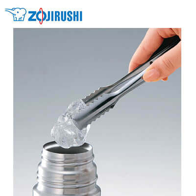 Image of ZOJIRUSHI Elegant 0.5L Stainless Steel Flask SV-GR50 with ice cube being placed inside.