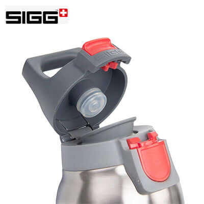 SIGG Hot & Cold One 500ml Thermo Flask with open lid showcasing the innovative cap design.