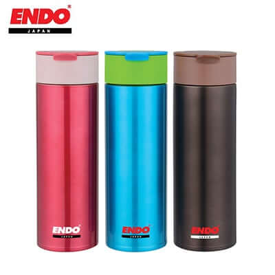 480ml Extreme-Lightweight Double S/Steel Vacuumed Mug in red, blue, and brown colors with flip-top lids.
