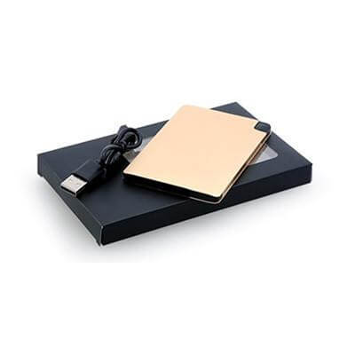Powerbank | 4000 mAh in gold with built-in cord on a black packaging, ideal corporate gift for easy charging.