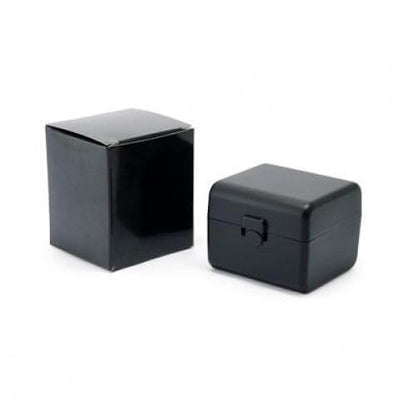 Worldwide Travel Adaptor With 2 USB Hub and Case black packaging and storage box